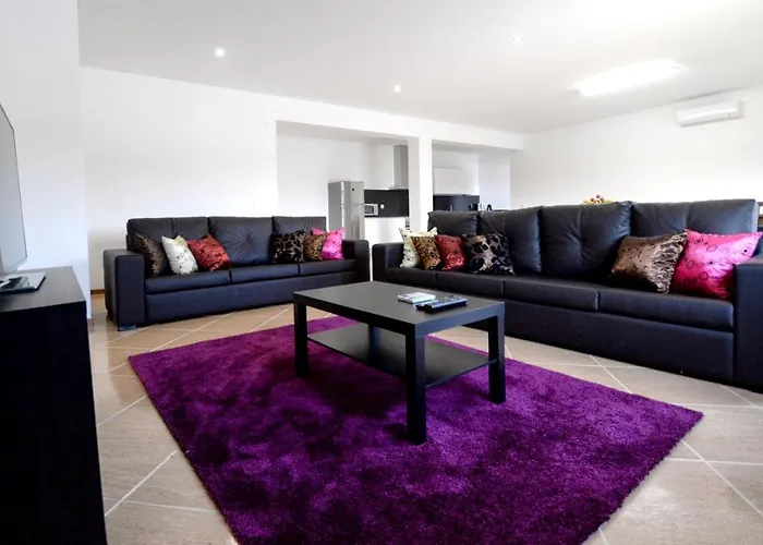 Villa Spacious In With Private Pool *