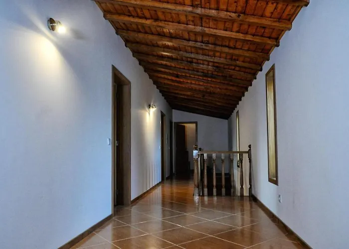 Villa Spacious In With Private Pool *